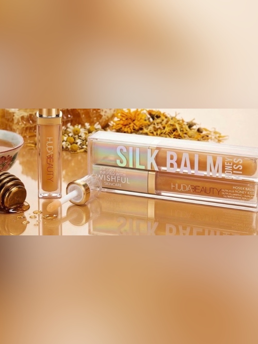 HUDA BEAUTY Silk Balm Lip Gloss in Honey Kiss (Golden Amber)